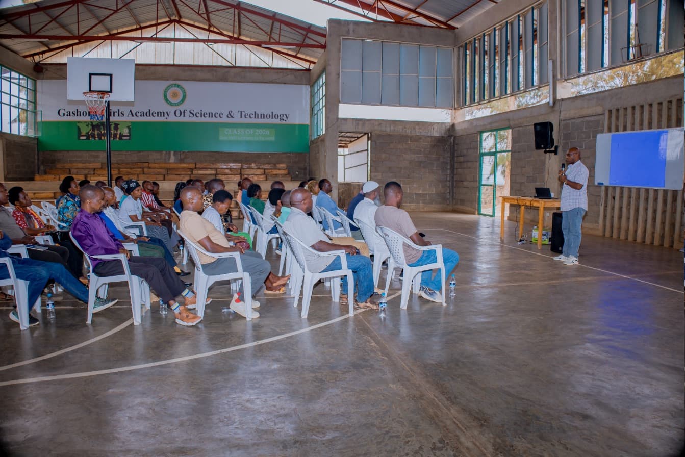 A SAquaSolve community workshop session in Gashora, Bugesera.
